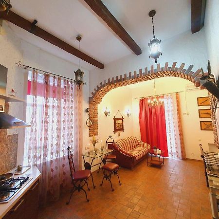 Inn Home Apartments-Olimpiysky Stadium Area كييف المظهر الخارجي الصورة